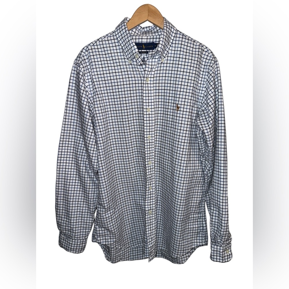 Ralph Lauren Classic Fit Oxford Shirt with shades of blue mens size Medium